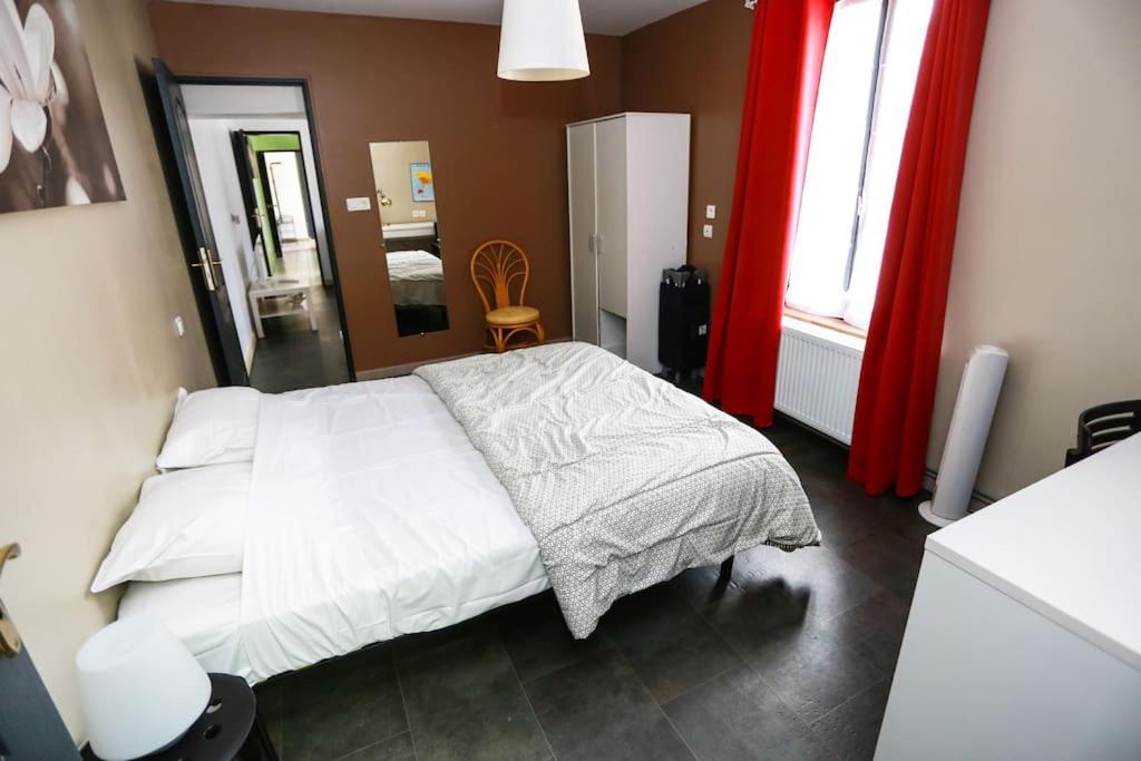 Willa F3 80 M2 Longere Plain Pied Au Centre Auxonne. Zewnętrze zdjęcie